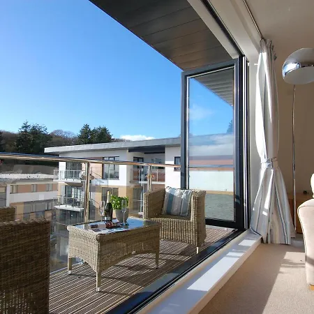 28 Clock Tower Court Apartment *